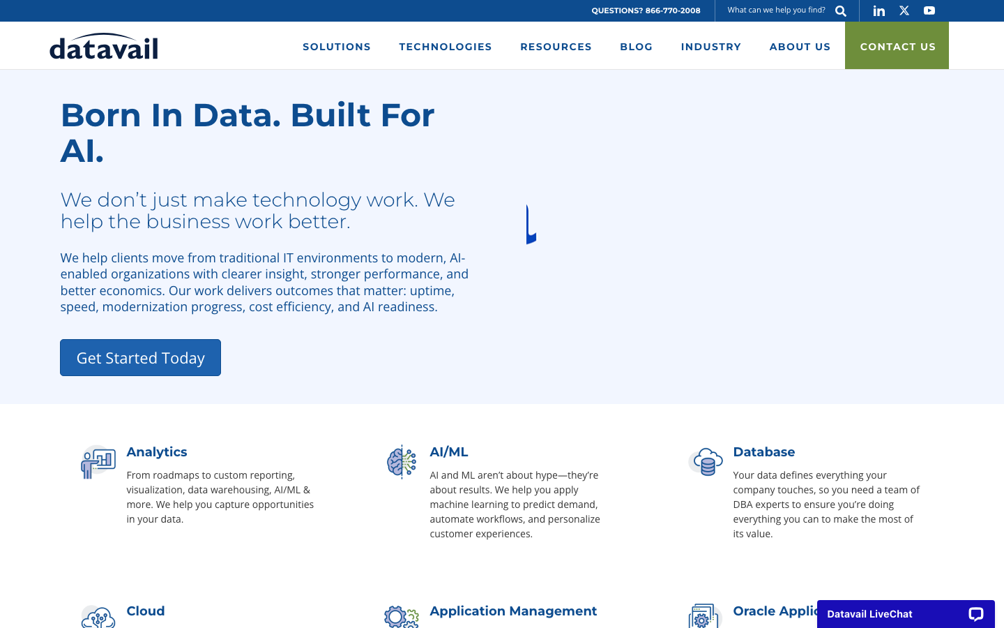 Datavail homepage showing database administration and database integration services positioning
